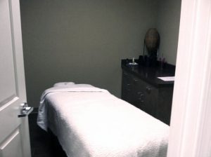 Our Mesa chiropractic room where treatments can help with aging 